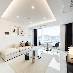 Le Collective Gangnam Sac Signity , Seoul South Korea
