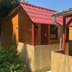 Haller Wooden Houses Campsite